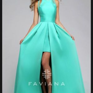 NWOT Faviana short dress with overskirt.